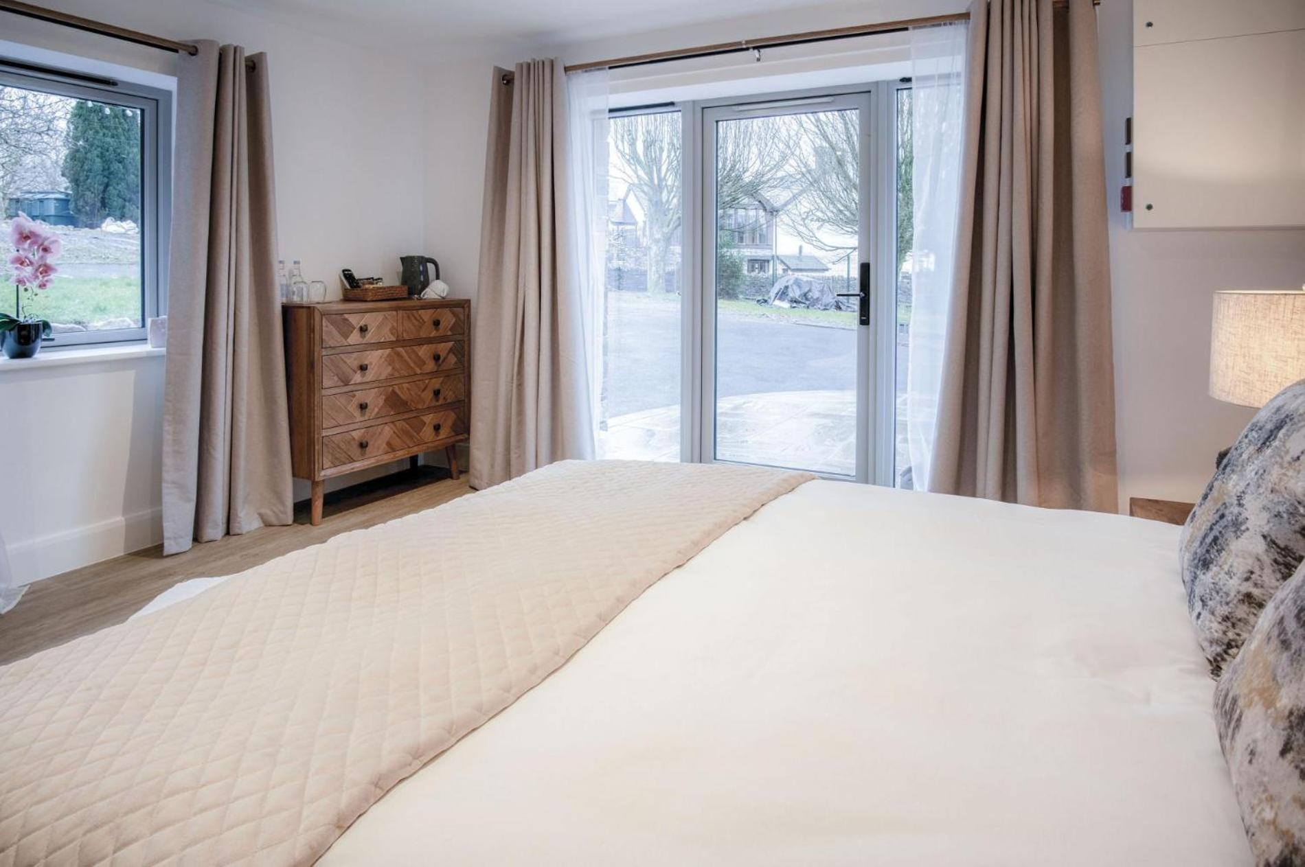 Suite 1 - Sleeping Giant Hotel - Pen Y Cae Inn Brecon Kültér fotó